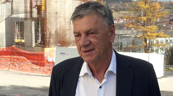 Kasumović obišao radove: U toku izgradnja savremenog trga u srcu Zenice