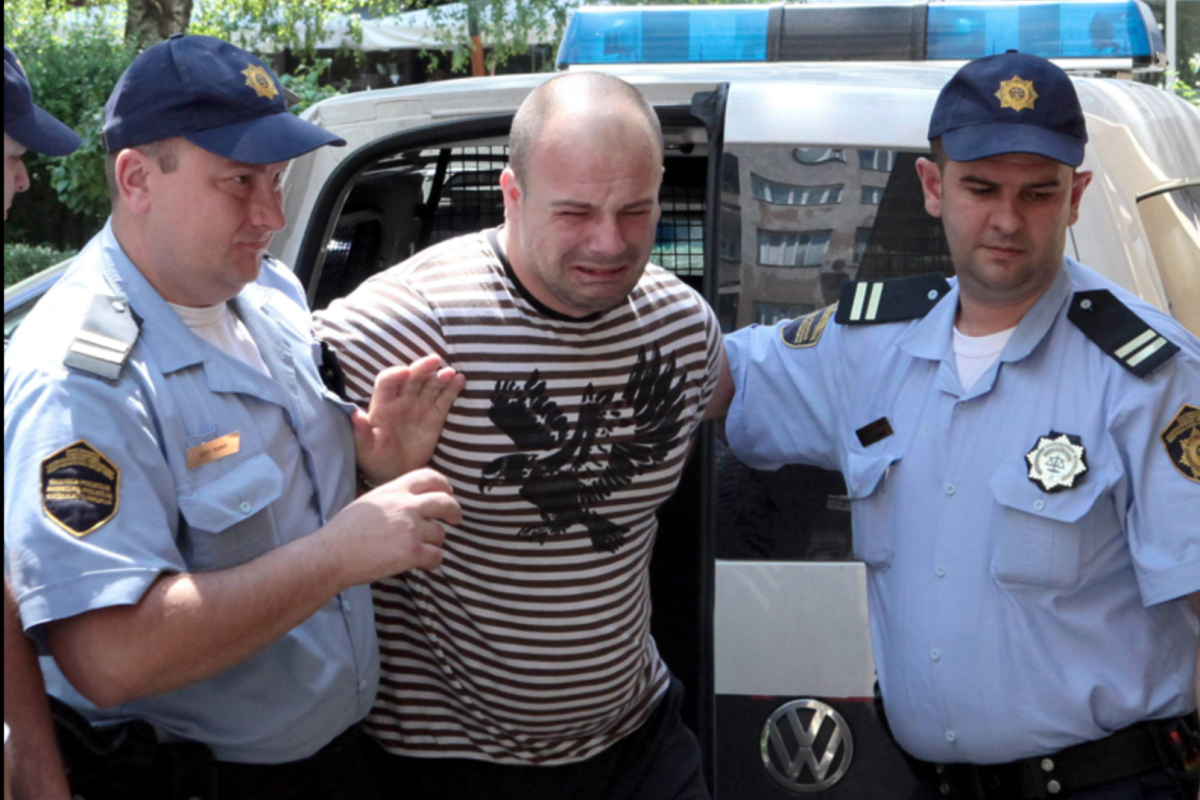 “Ubica koji plače” pucao na policiju u Ilidža