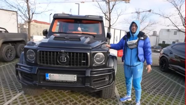 Izgorio Brabus vrijedan oko 500.000 eura, oglasio se Baka Prase