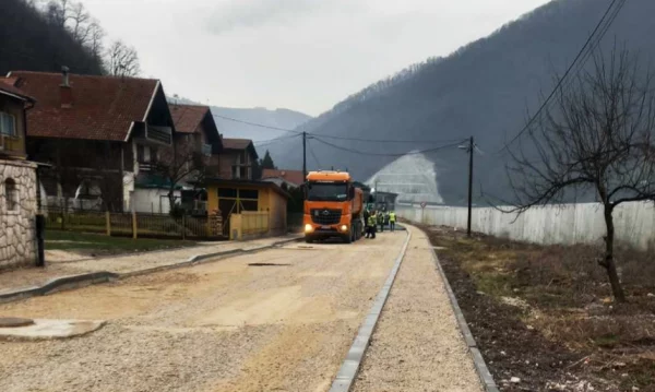 Novi sloj asfalta na dionici Nemila – Bistričak – Teslić