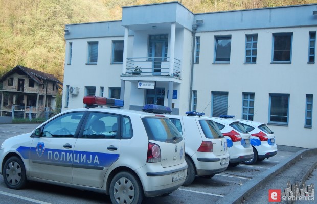 Policija provjerava navode o prijetećem spisku u školi u Srebrenici