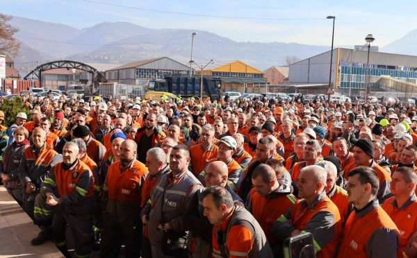 Nastavlja se proces isplate regresa radnicima Željezare