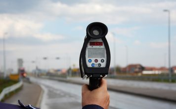 Vozio 177 km/h gdje je ograničenje 50, policija mu oduzela vozilo