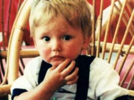 Imao je 2 godine kad je nestao u Grčkoj na moru pred očima babe i dede koji su ga čuvali: Nakon 30 godina, njegova majka prima poziv koji ledi krv u žilama